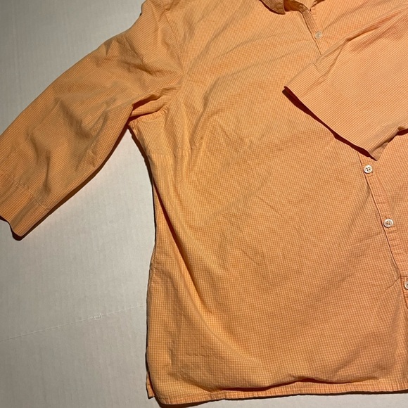 Harve Bernard Women’s Button Down size 1X - Picture 3 of 4